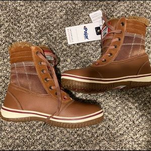 *PAJAR WOMENS BOOTS BRAND NEW*